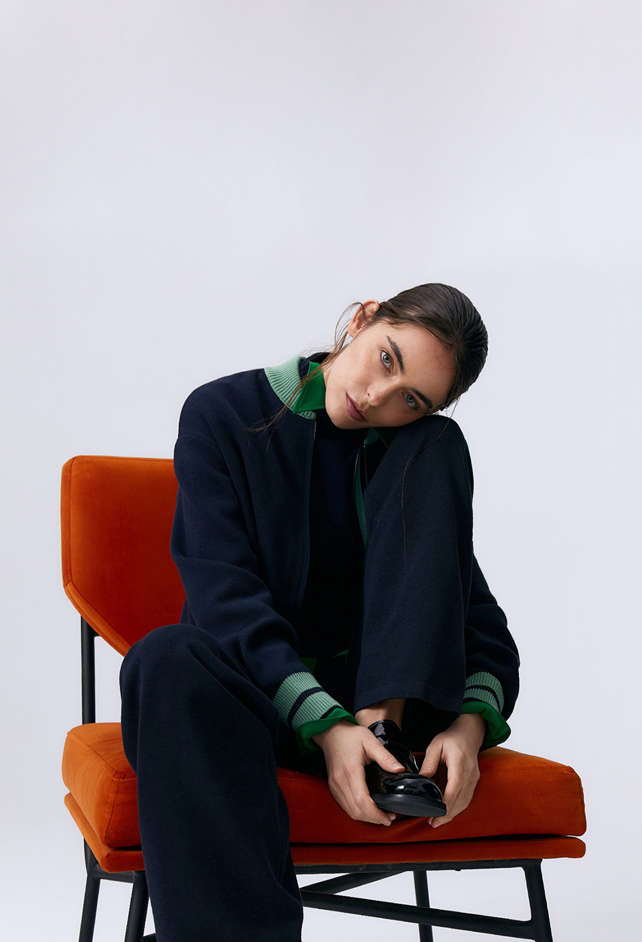 Бомбер c брюками