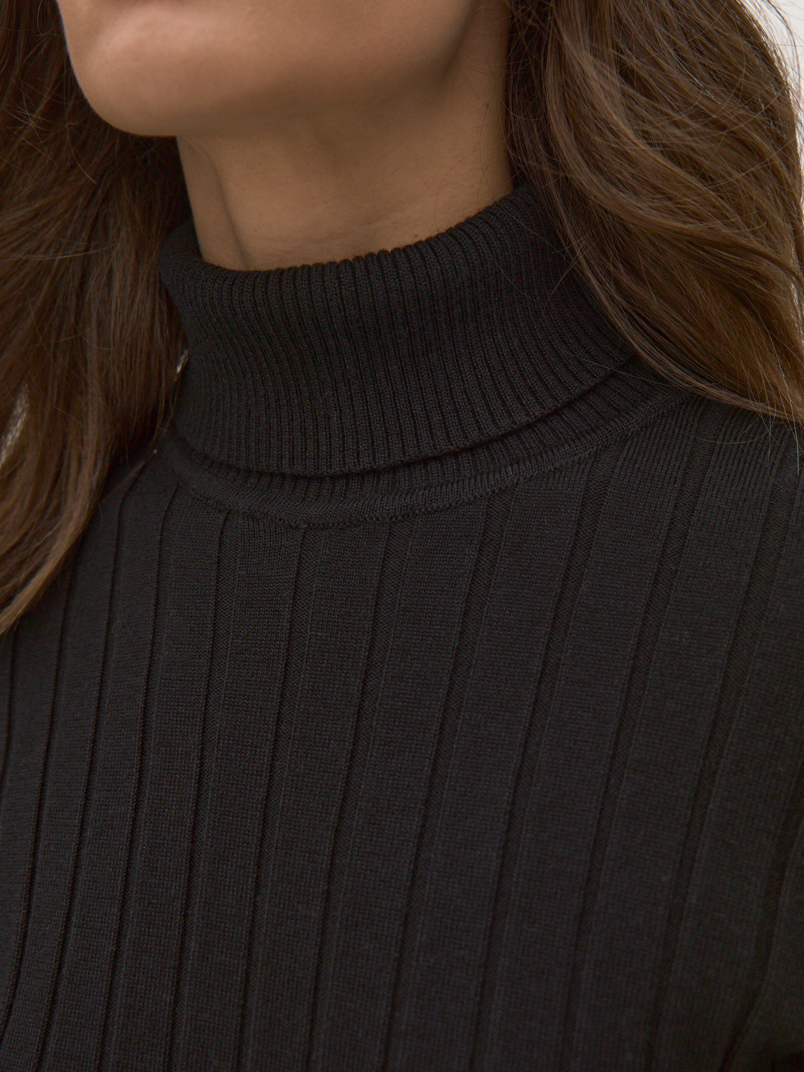 Веста водолазка трикотажная (черный, 44-46)