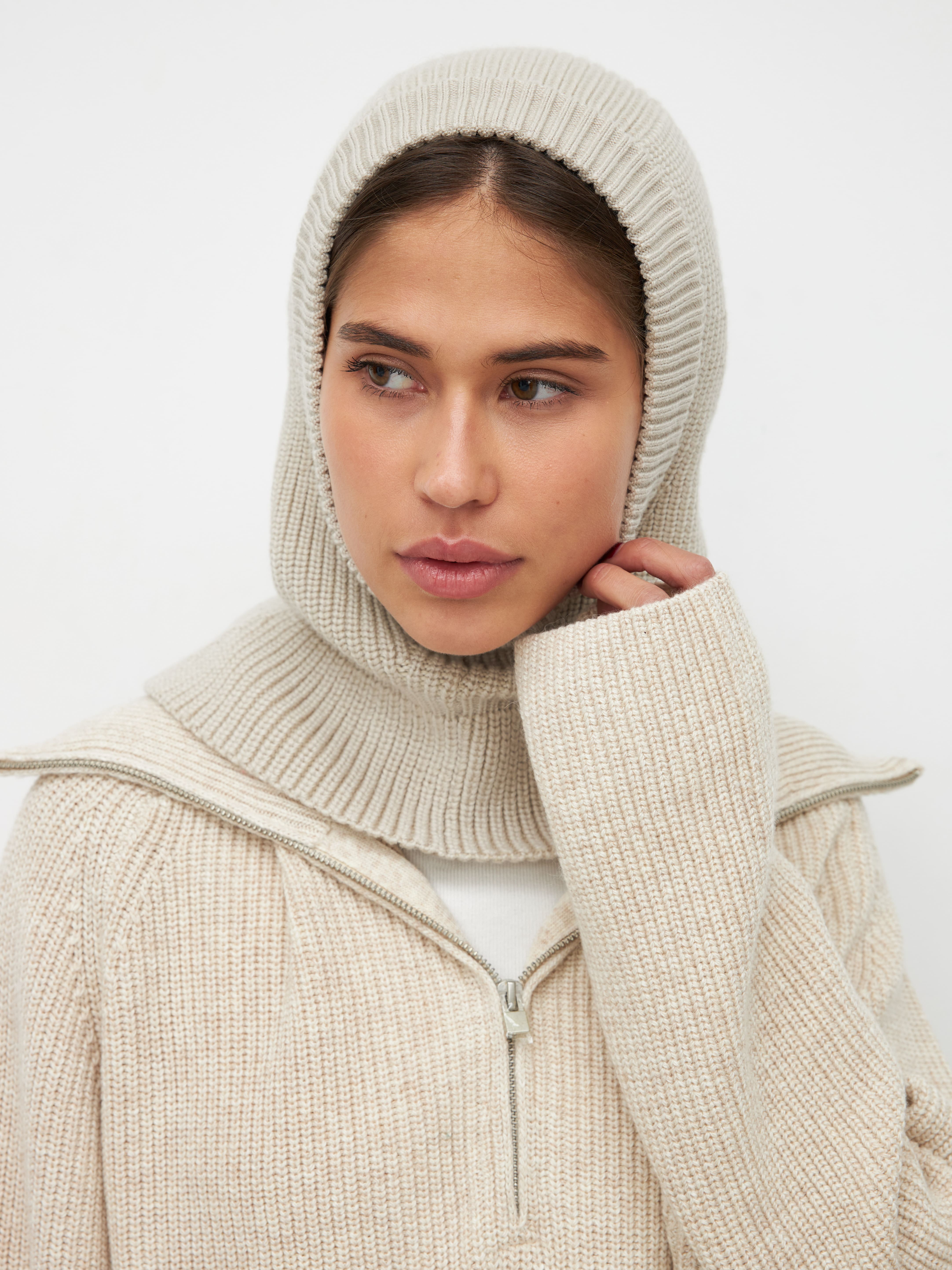 Экрю капор трикотажный (светло-песочный, 56-58)