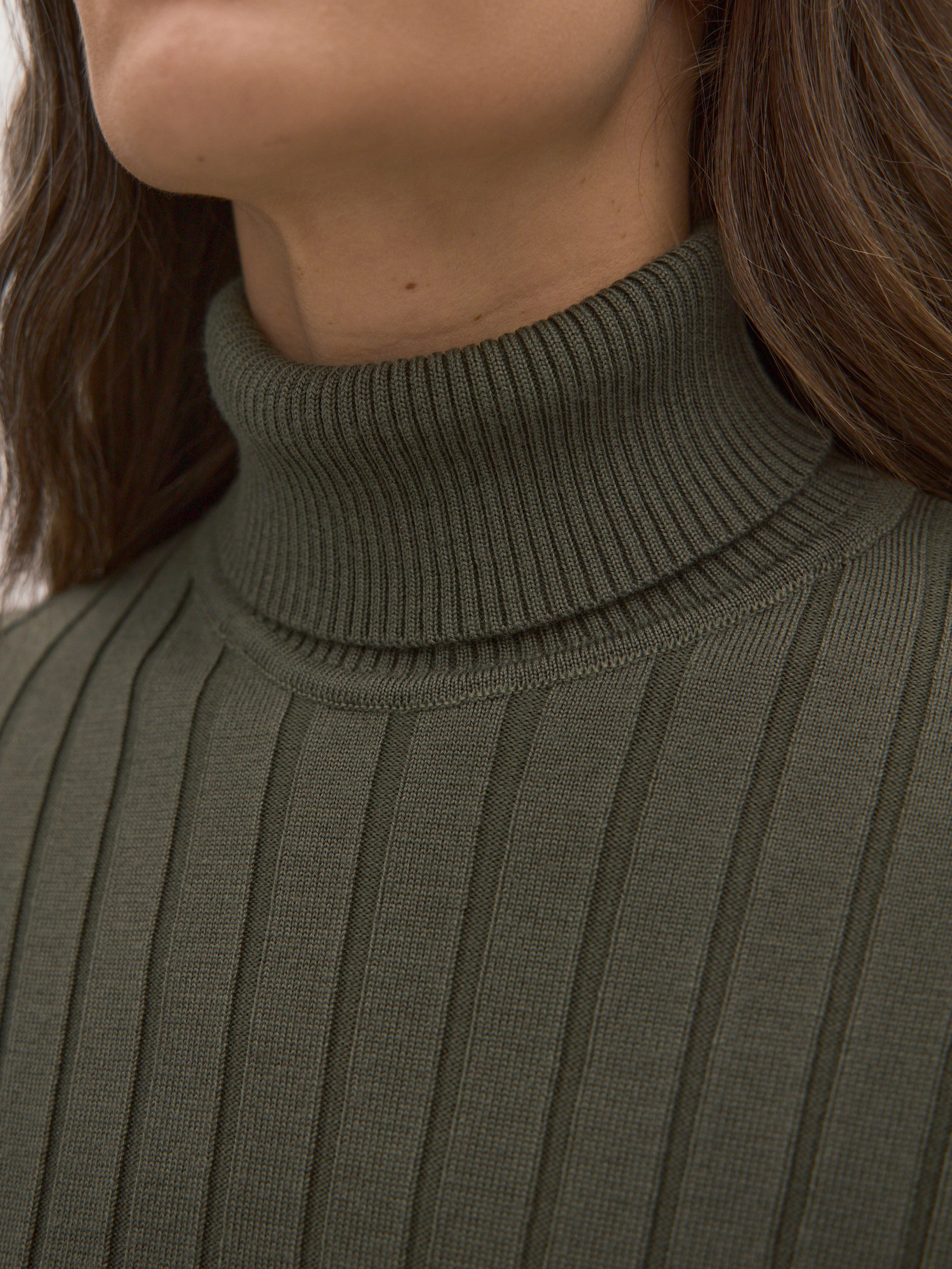 Веста водолазка трикотажная (хаки, 44-46)