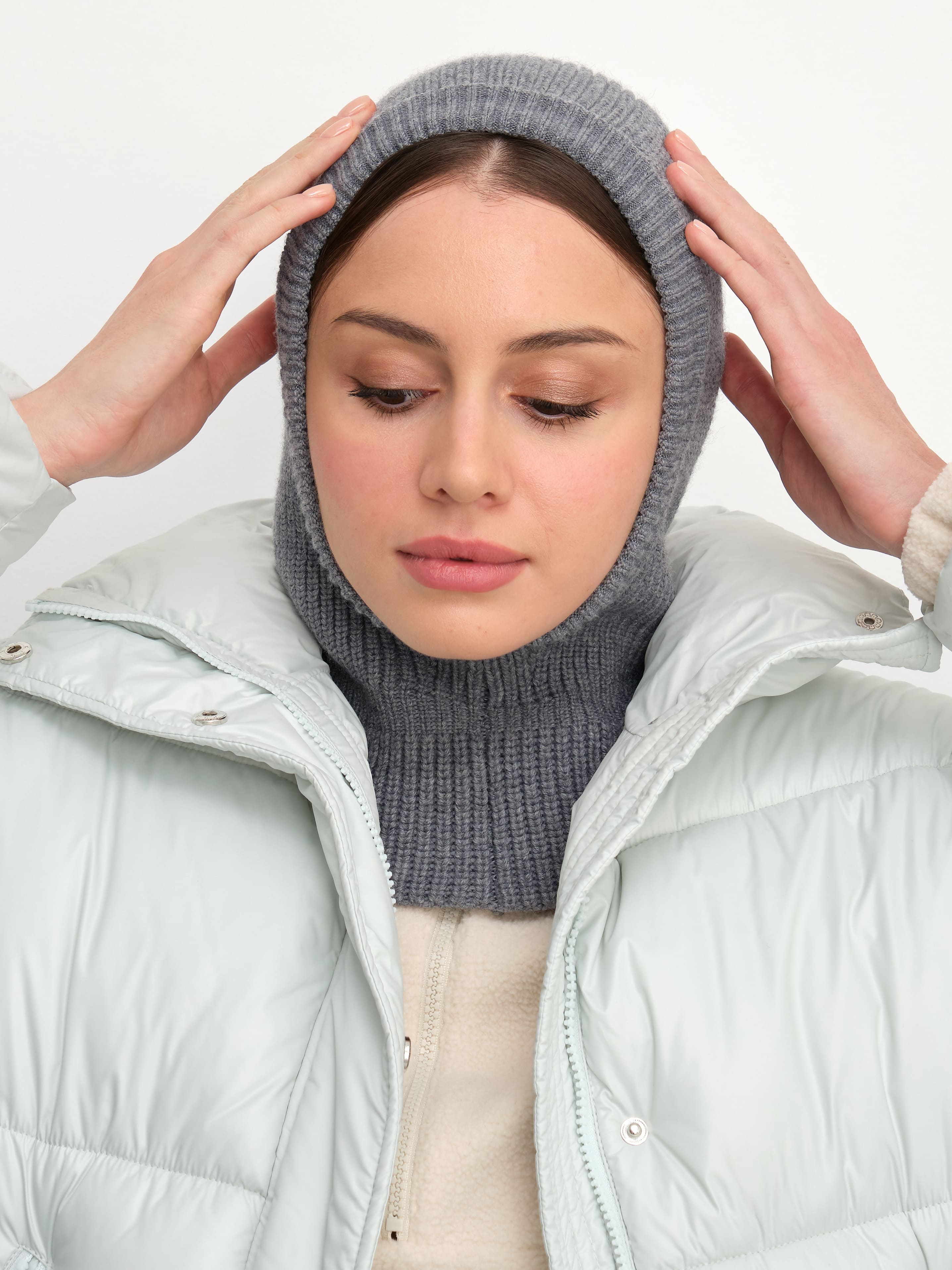 Экрю капор трикотажный (св. маренго, 56-58)