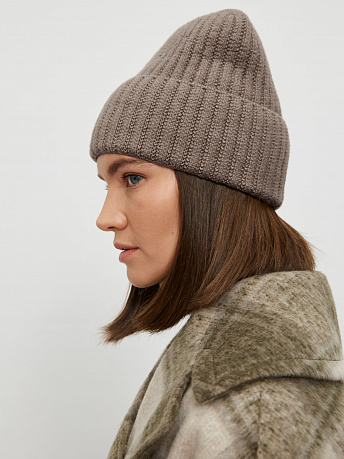 Шапка с широким отворотом из шерсти мериноса Лайт