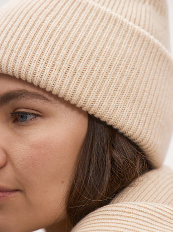 Комплект из шапки и шарфа из шерсти мериноса Ботаника