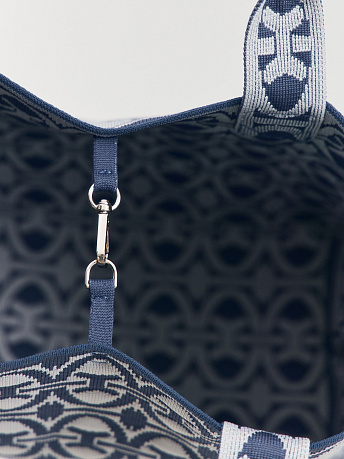Сумка с жаккардовым рисунком