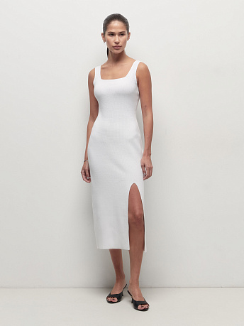 Платье из вискозы с разрезом Каре