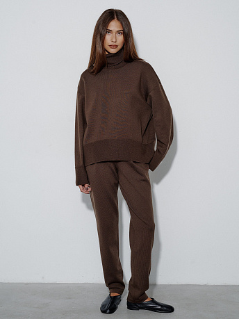 Костюм из шерсти мериноса с зауженными брюками Вест