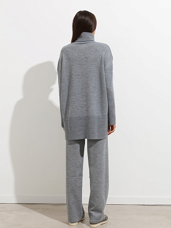 Костюм из шерсти мериноса и вискозы Сатурн