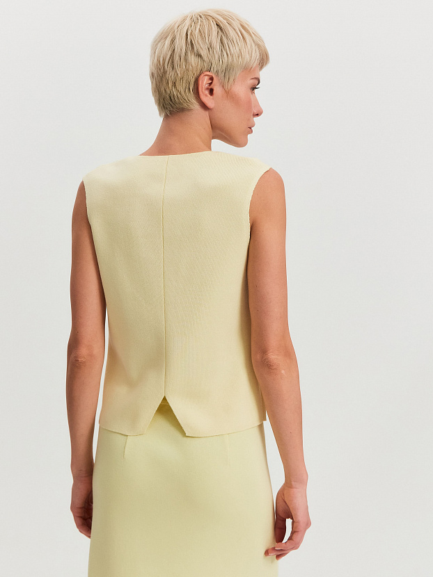 Тиффани жилет трикотажный (бледно-желтый, 44-46)