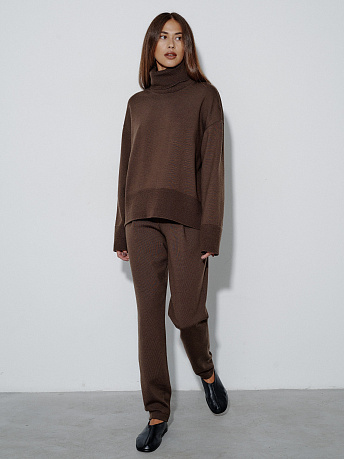 Костюм из шерсти мериноса с зауженными брюками Вест