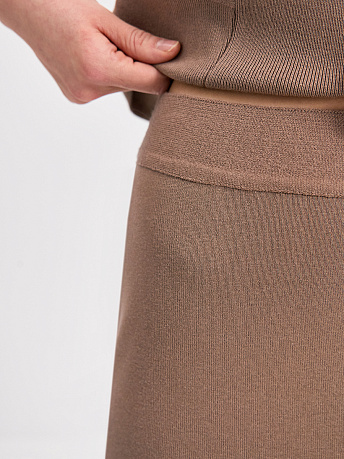 Юбка-миди с разрезом Матрикс