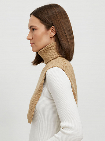 Манишка из шерсти мериноса Катимо