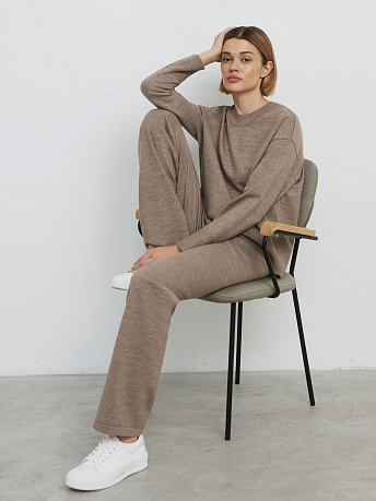 Костюм из шерсти мериноса и вискозы Дания