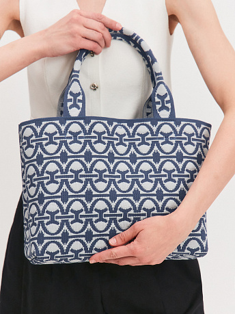 Сумка с жаккардовым рисунком