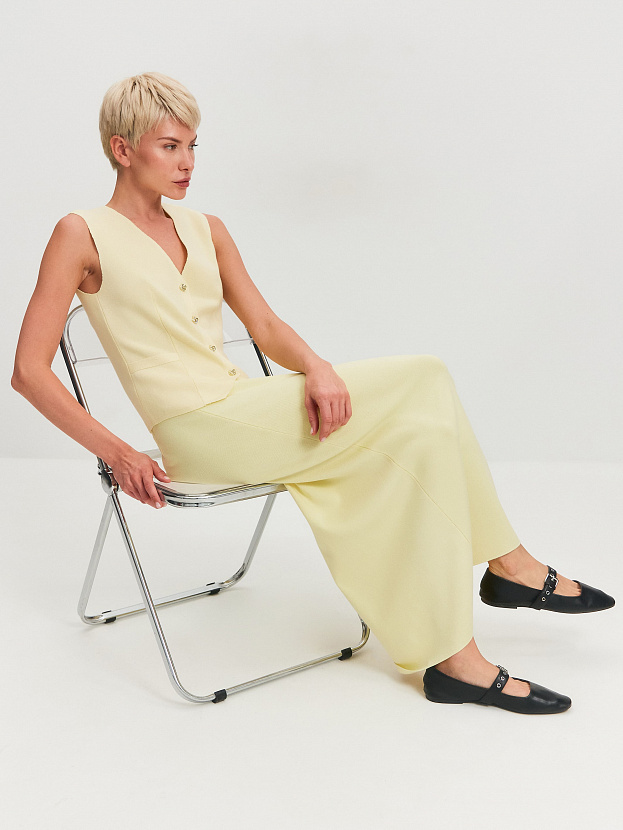 Тиффани жилет трикотажный (бледно-желтый, 44-46)