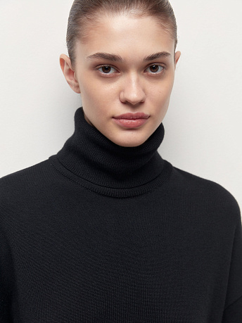 Костюм из шерсти мериноса и вискозы Сатурн