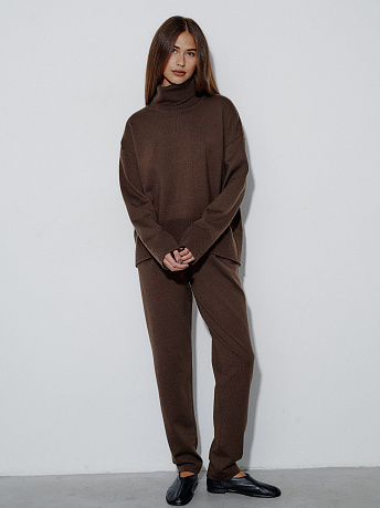 Костюм из шерсти мериноса с зауженными брюками Вест