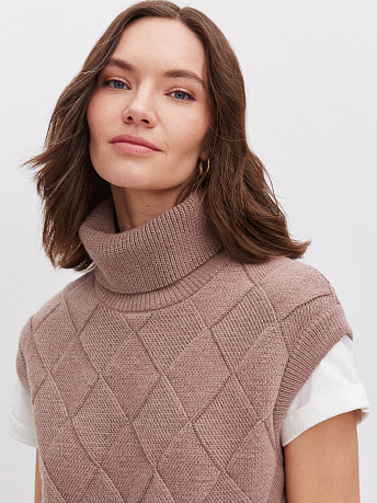 Жилет с шерстью мериноса и кид-мохером Дарина