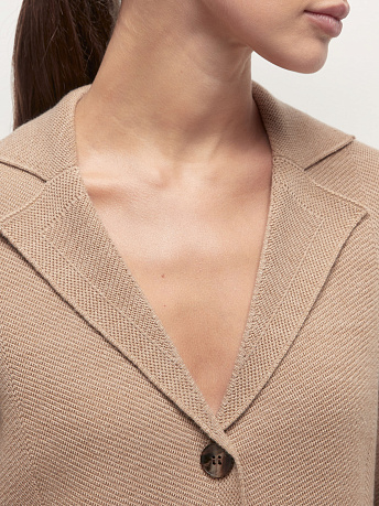 Жакет полуприталенный из шерсти мериноса Имбирь