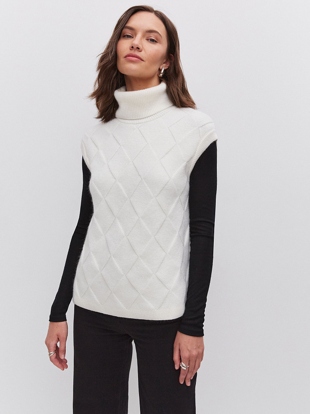 Дарина жилет трикотажный (белый, 44-46)